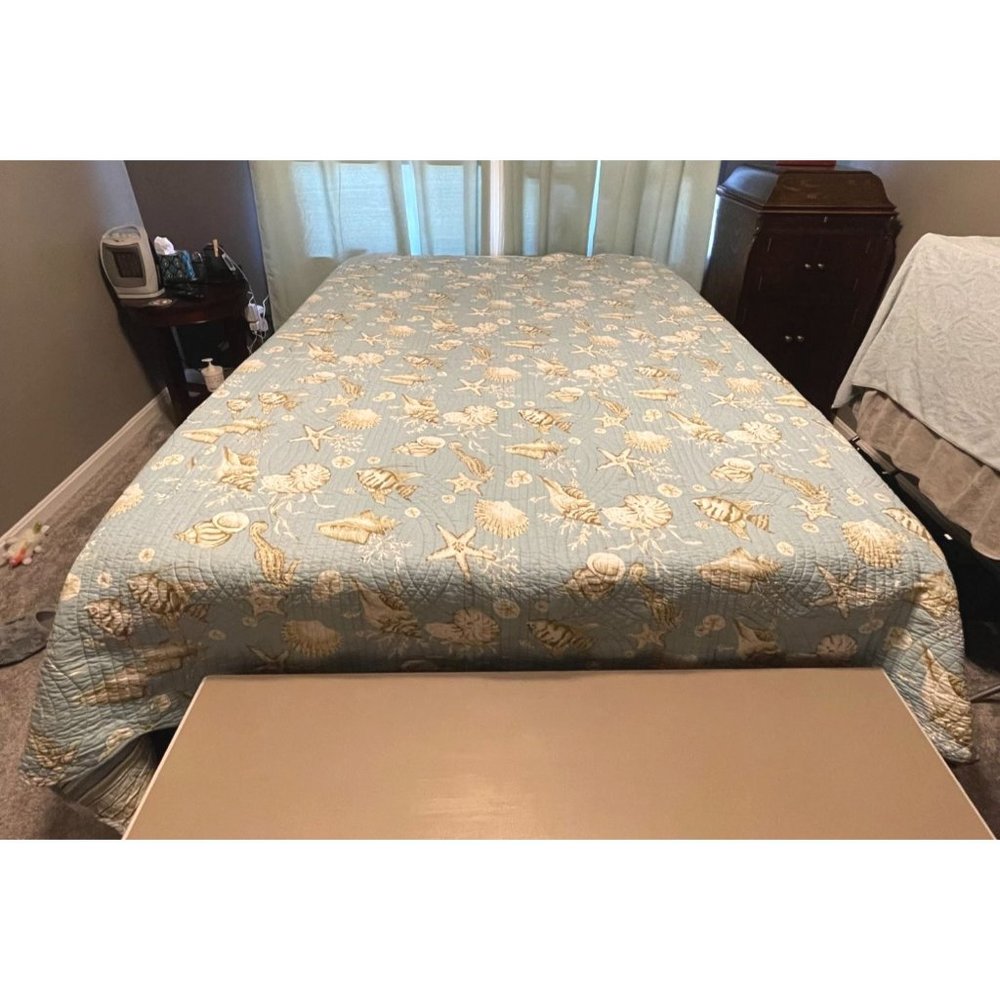 C&F Natural Shells KING 108"x92" Seashell Seagreen Cotton Filled Quilt New